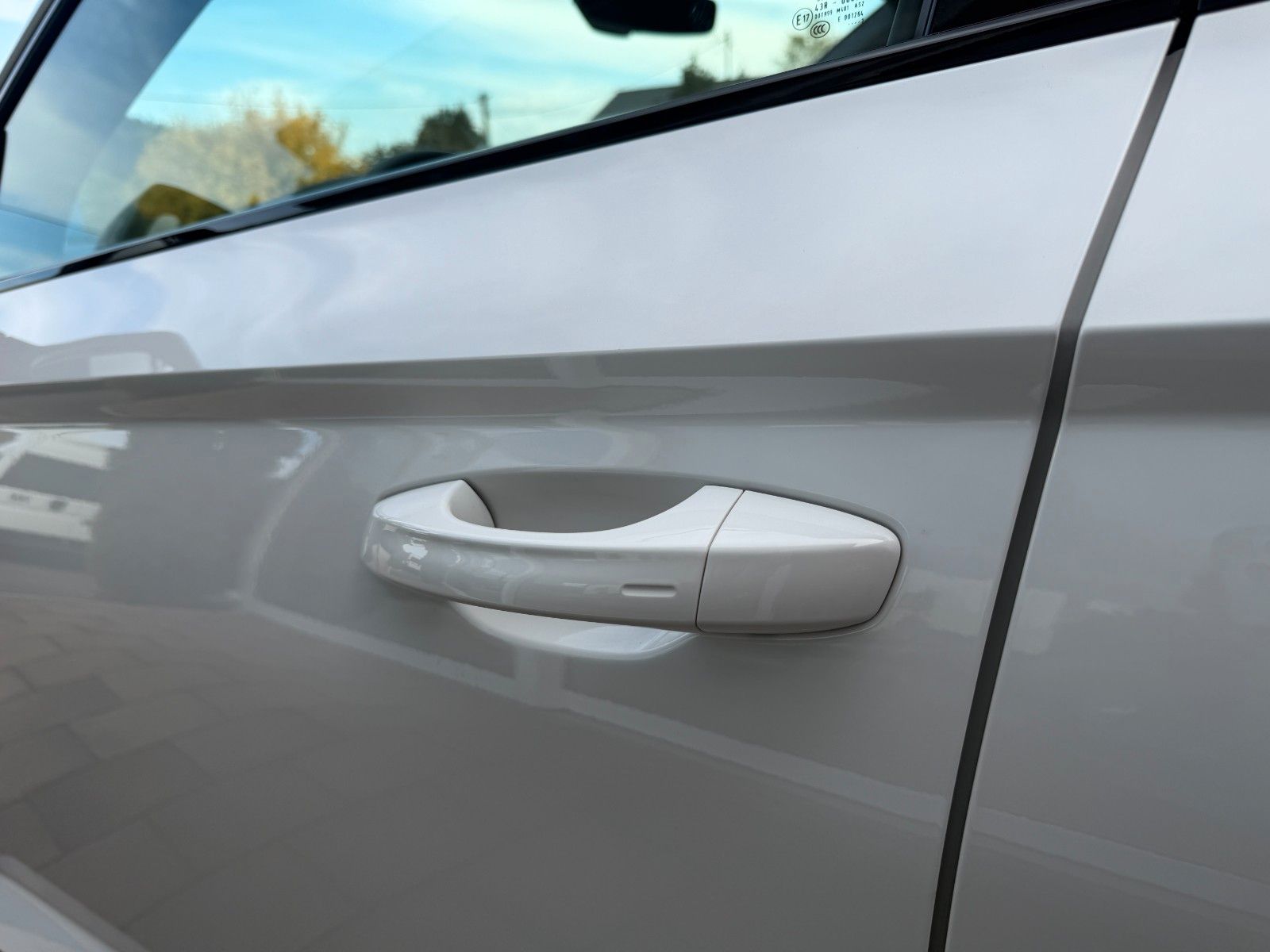 Ateca VZ 2.0 4Drive DSG/AHK/PANO/Beats/ 360° KAM